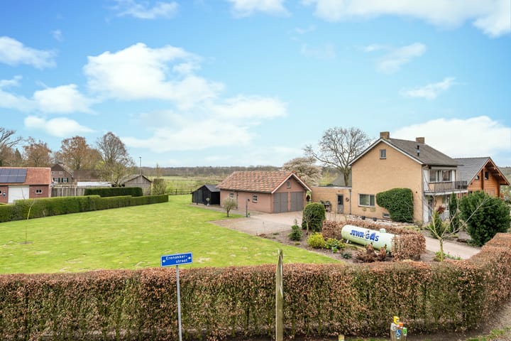 Erenakkerstraat 2 main image