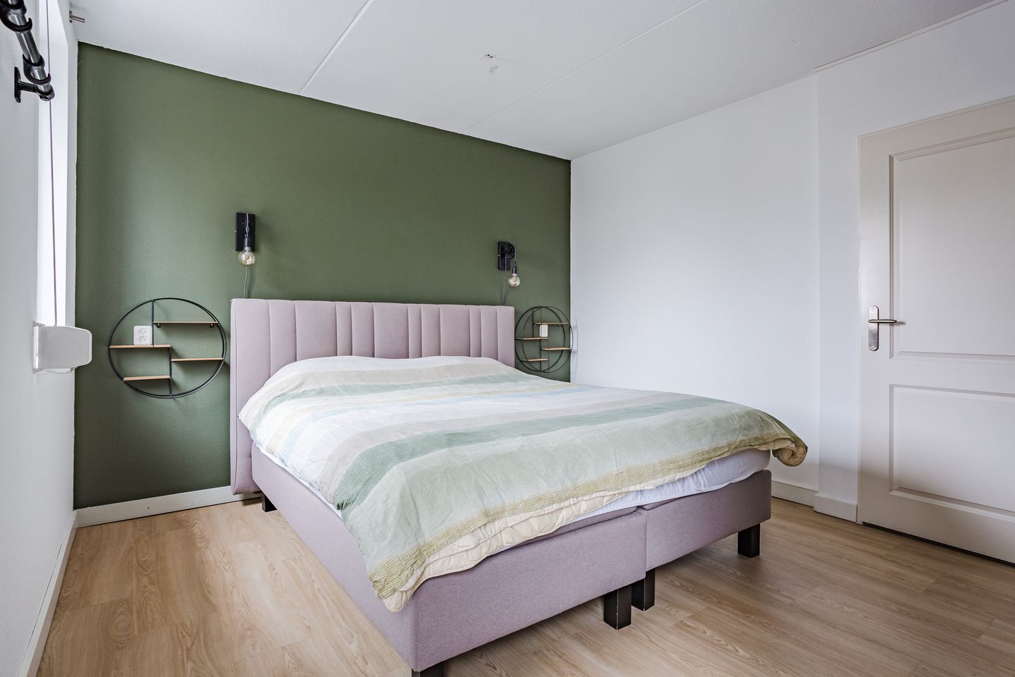 Foto 25 van Broekmorgen 53