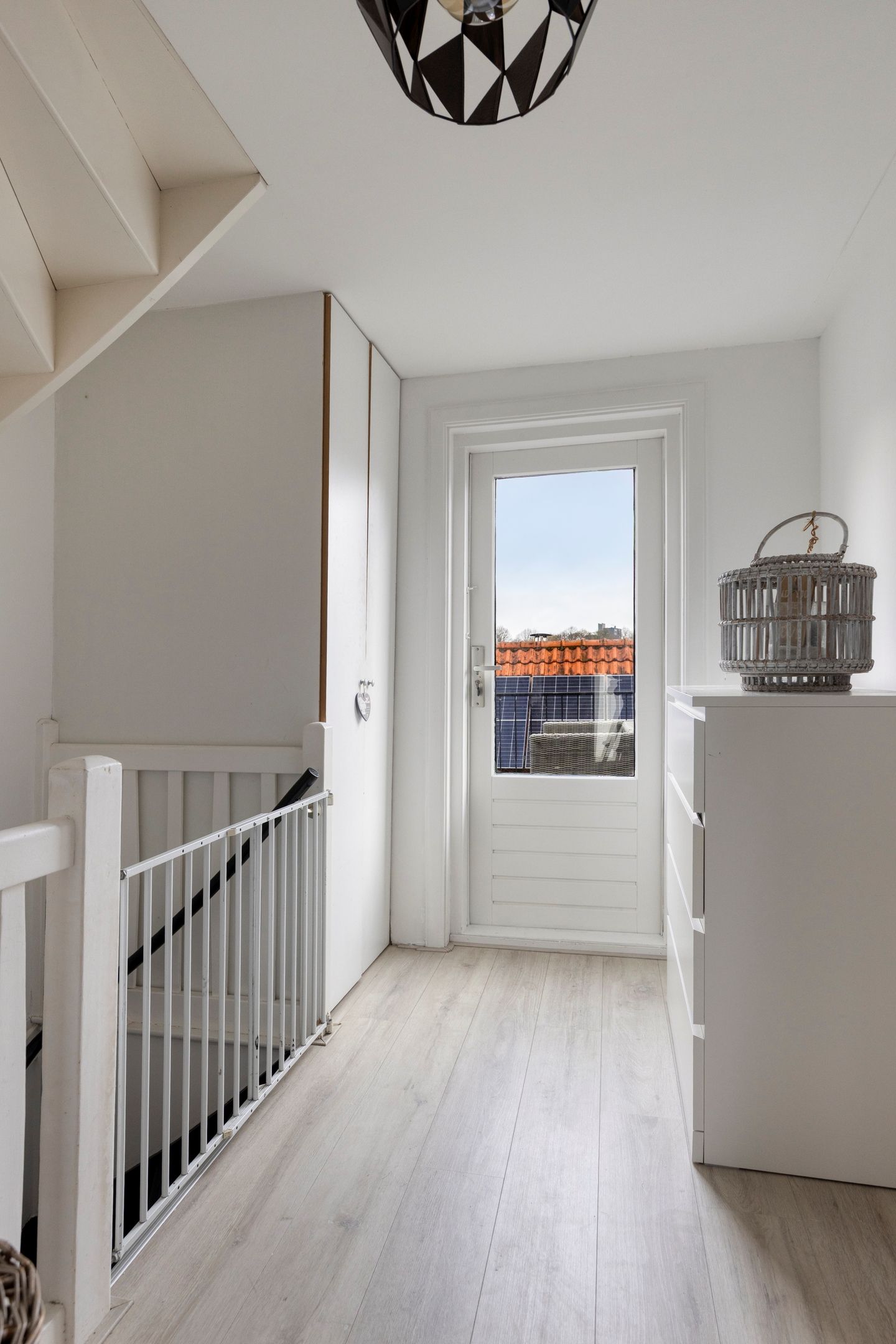 Charming corner house with character and authentic details — 14