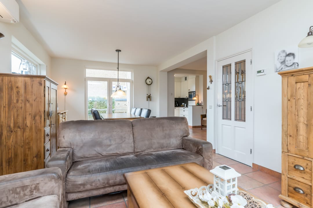 Foto 11 van Spoorstraat 14