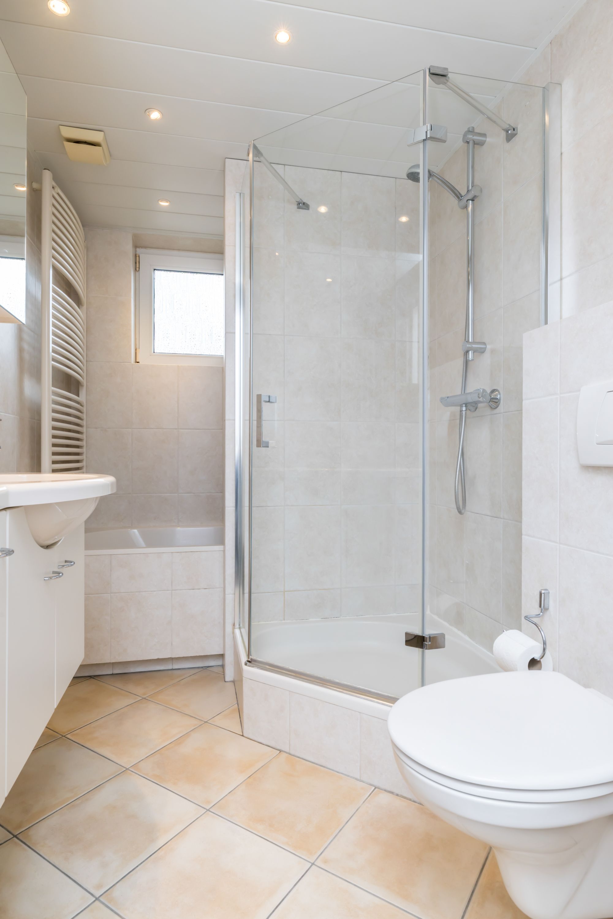 Foto 24 van Spoorstraat 14