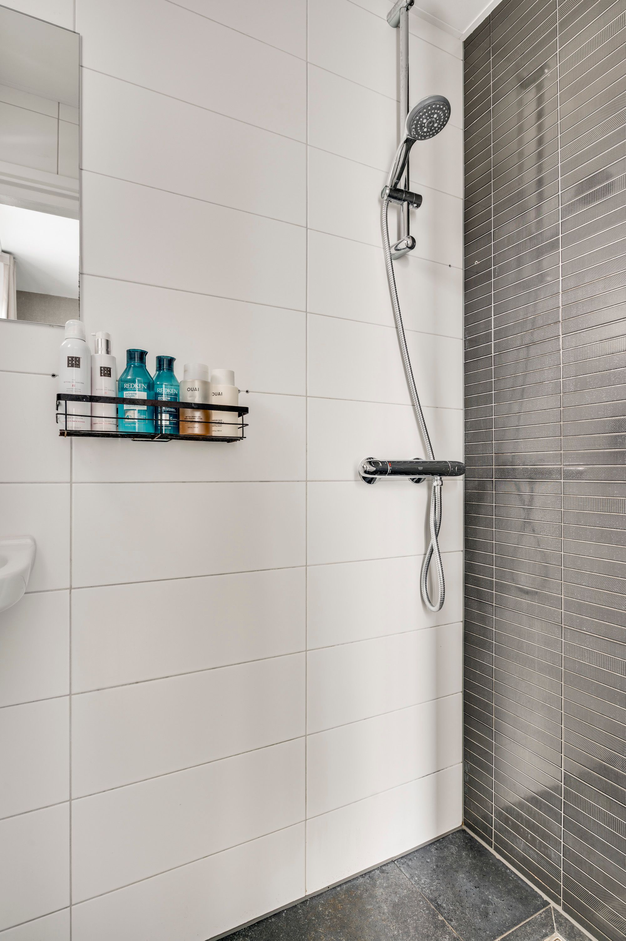 Photo 24 of Herenstraat 166