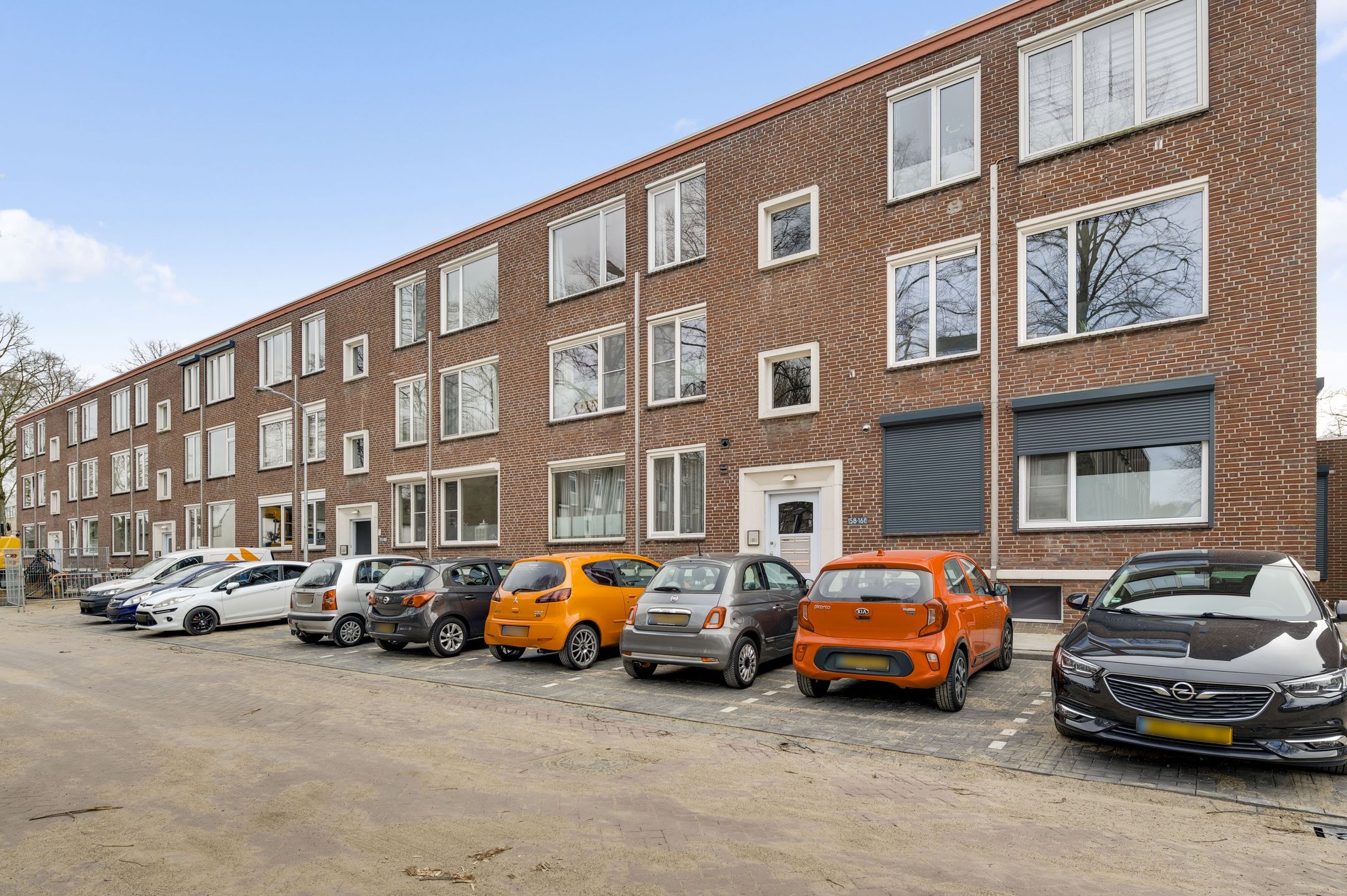 Photo 6 of Herenstraat 166