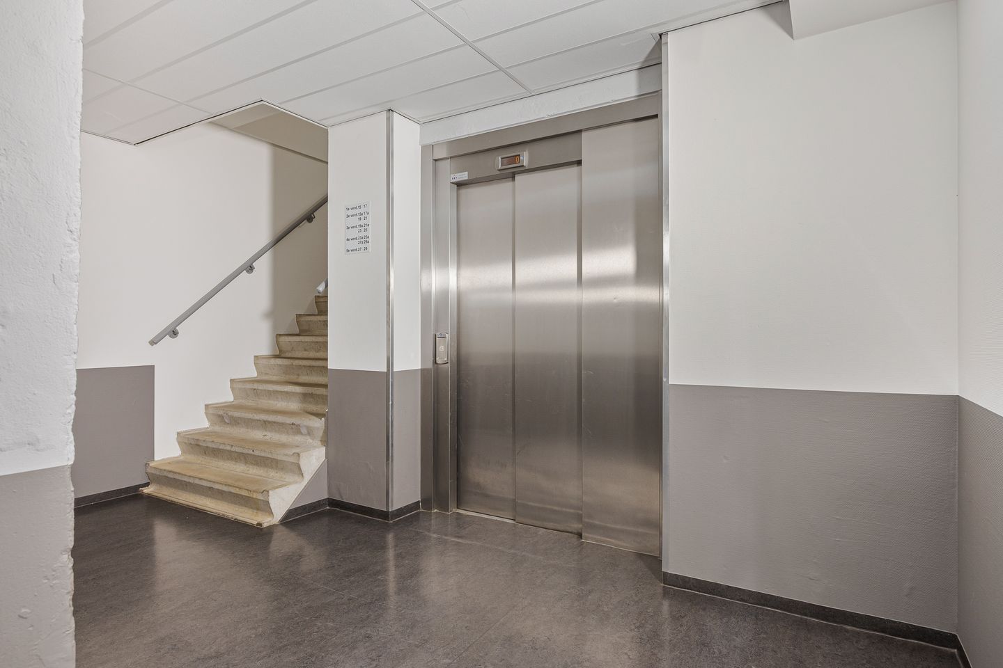 Photo 10 of Bosuilstraat 25