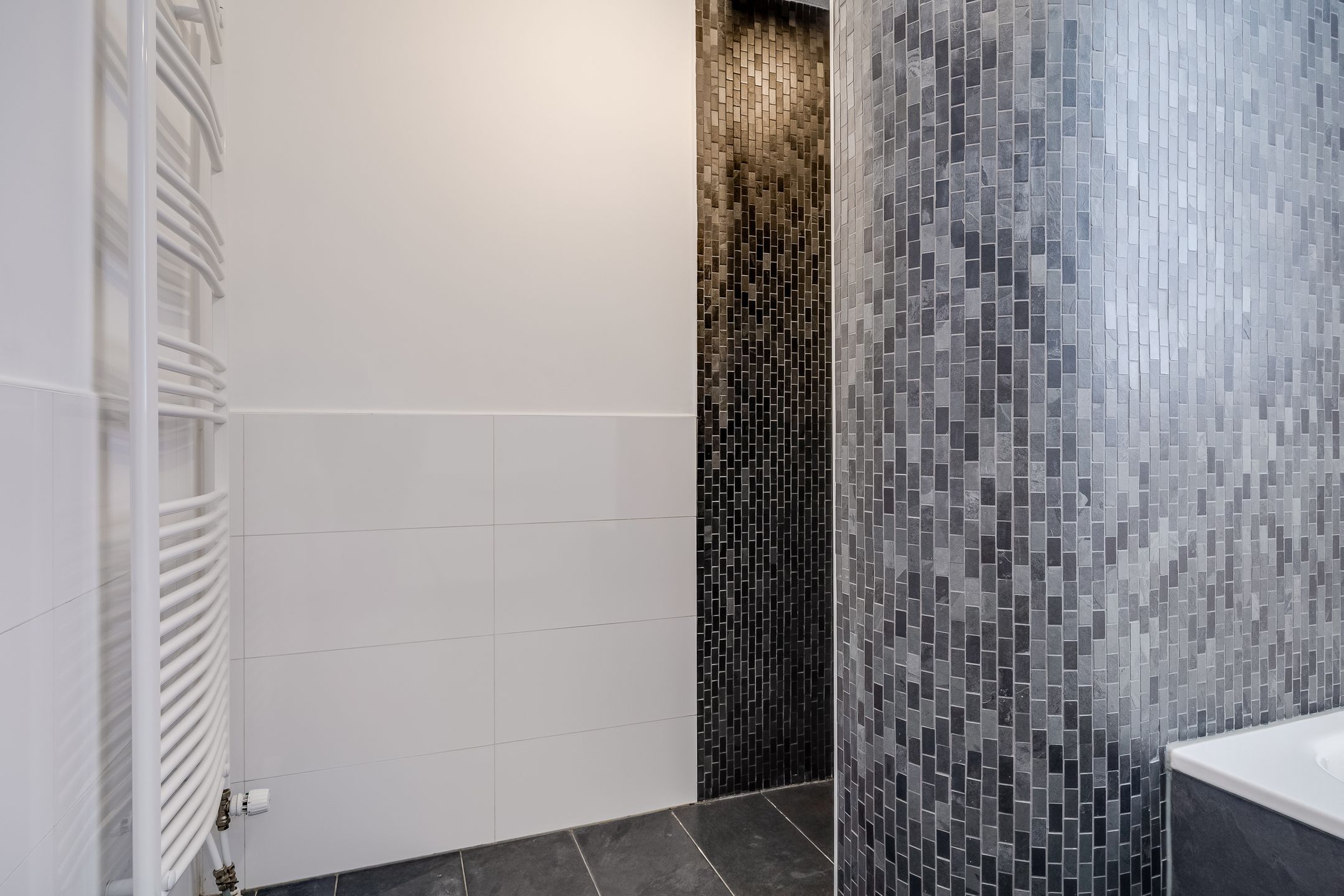 Photo 45 of Bartóklaan 60