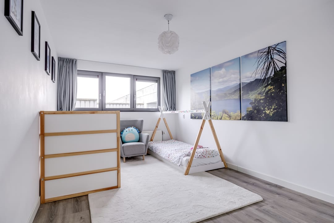 Photo 37 of Bartóklaan 60