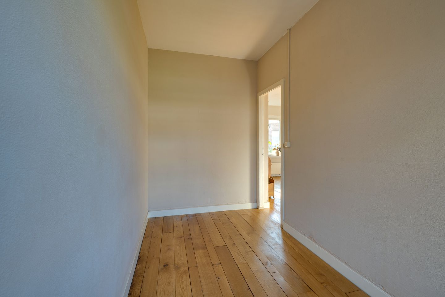 Foto 20 van Distelvoorstraat 37