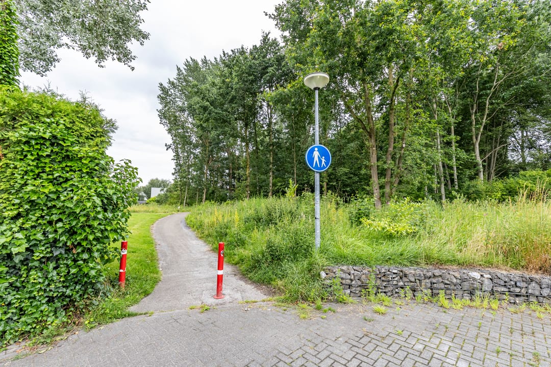 Foto 56 van Siersteenlaan 391