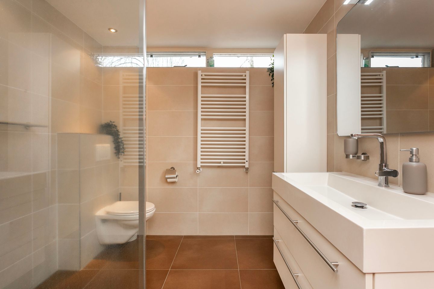 Foto 29 van De Beaufortweg 8