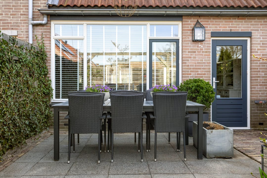 Move-in ready terraced house with sunny garden and private parking in Soest — 28