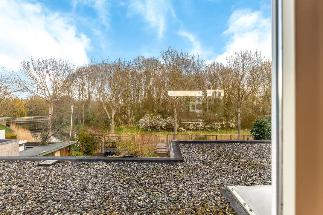Age-Friendly Terraced Home with Garden Adjacent to Park in Hoofddorp — 28