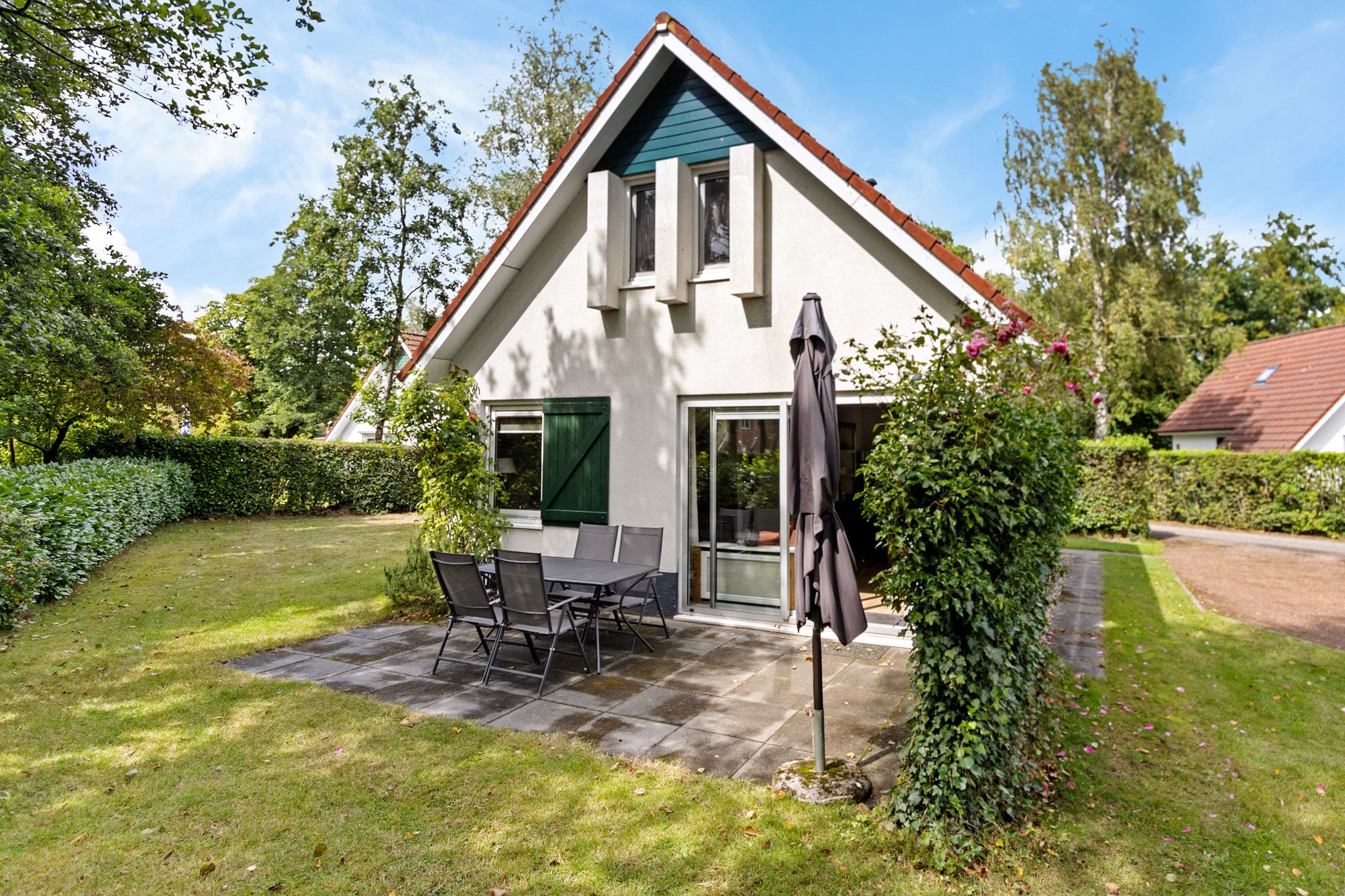 2-bedroom freehold villa in Sint Nicolaasga — photo 4 of 5