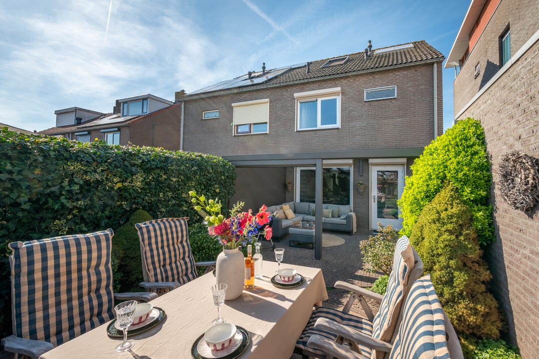 Foto 2 van Esdoornlaan 1-A