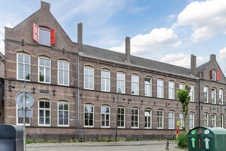 undefined main image