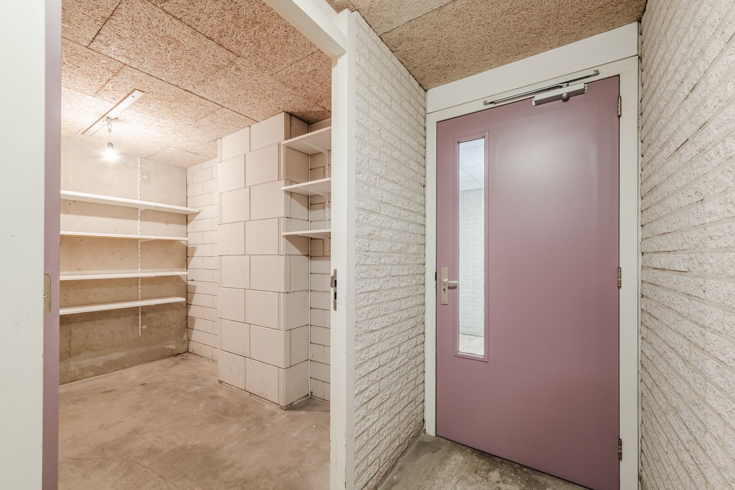 Photo 34 of De Maaier 117