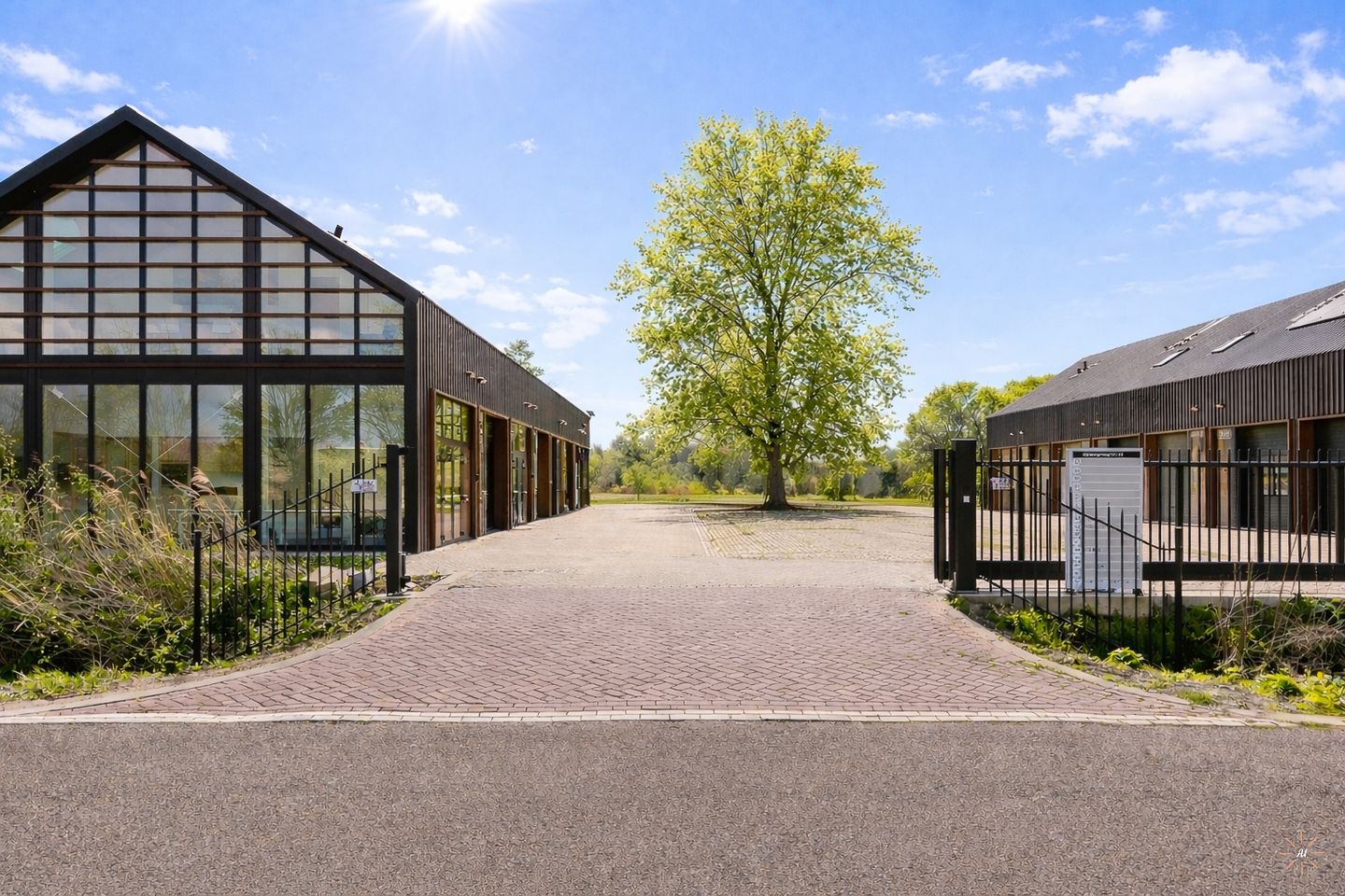Bekijk foto 2 van Nijenburgerweg 9-E