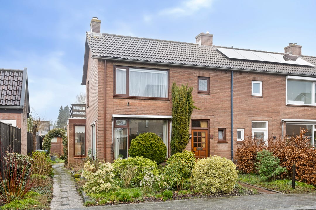 Photo 1 of Voorlandseweg 25