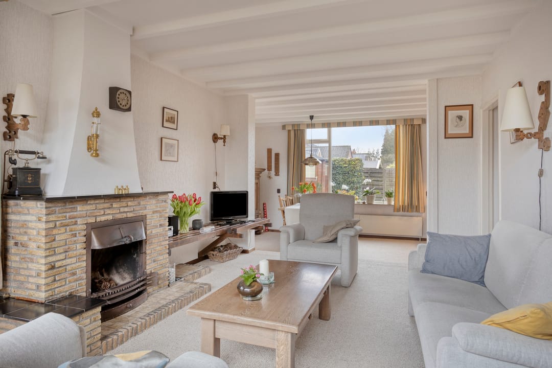 Photo 2 of Voorlandseweg 25