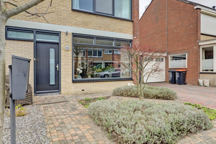 Photo 5 of Dibbitsstraat 10