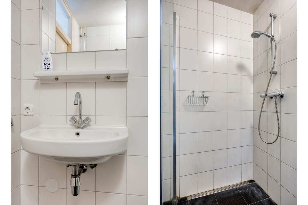 Spacious Family Home with Four Bedrooms and South-Facing Garden in Quiet Langdonk Neighborhood — 22