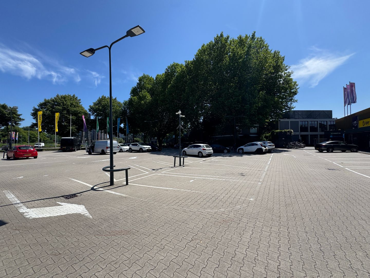 View photo 3 of Molukkenstraat 192