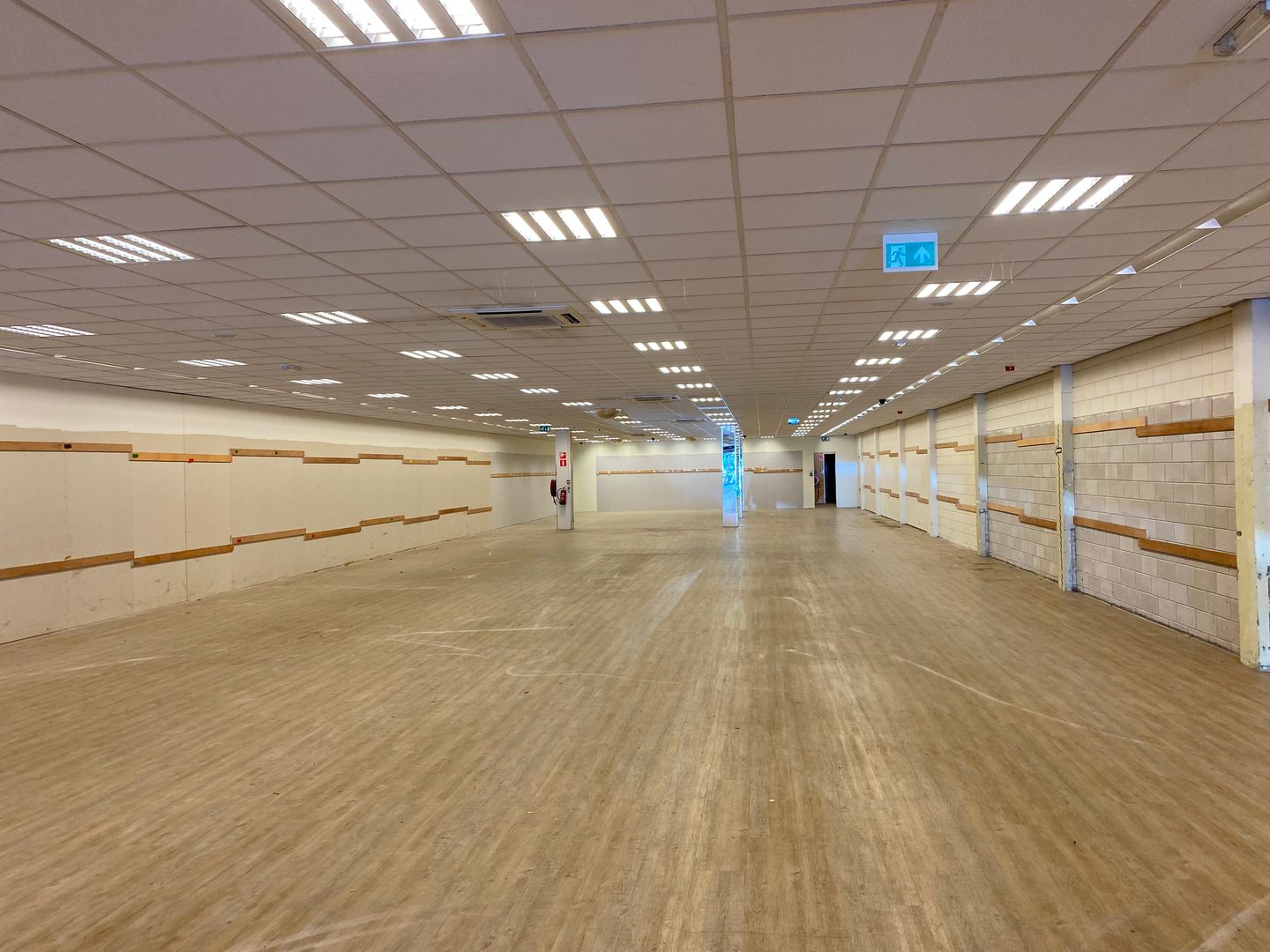 View photo 5 of Molukkenstraat 192