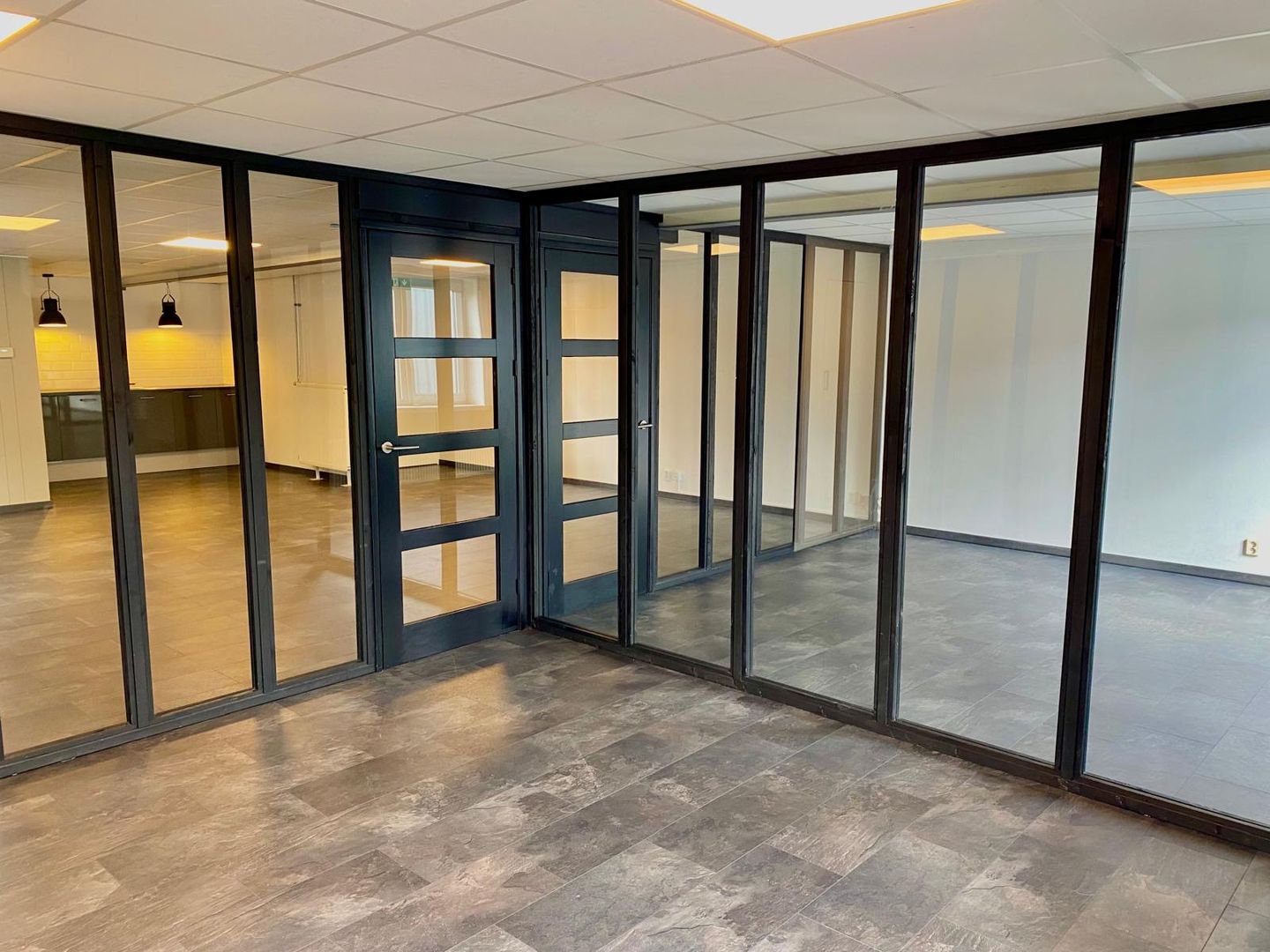 Bekijk foto 2 van Witbolstraat 9