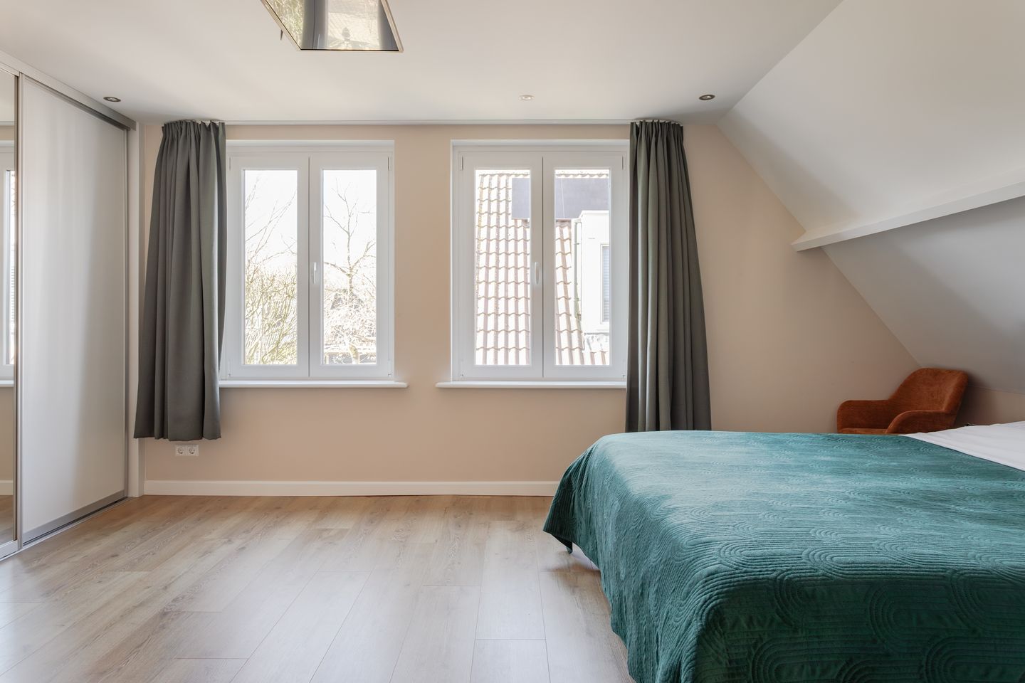 Foto 19 van Houtduif 10