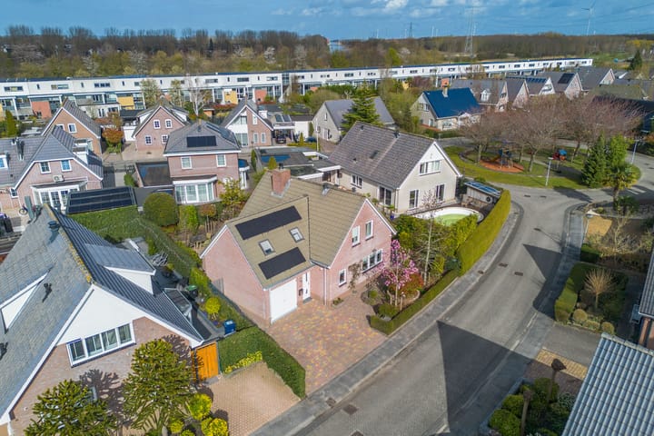 Photo 3 of Wim Schuhmacherhof 8