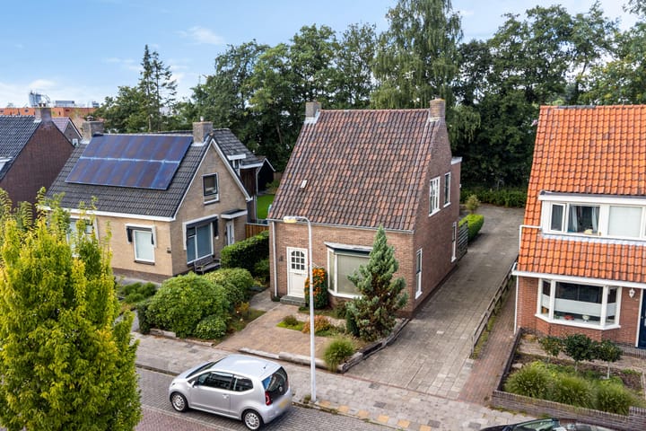 Photo 2 of Bruinsslotstraat 56