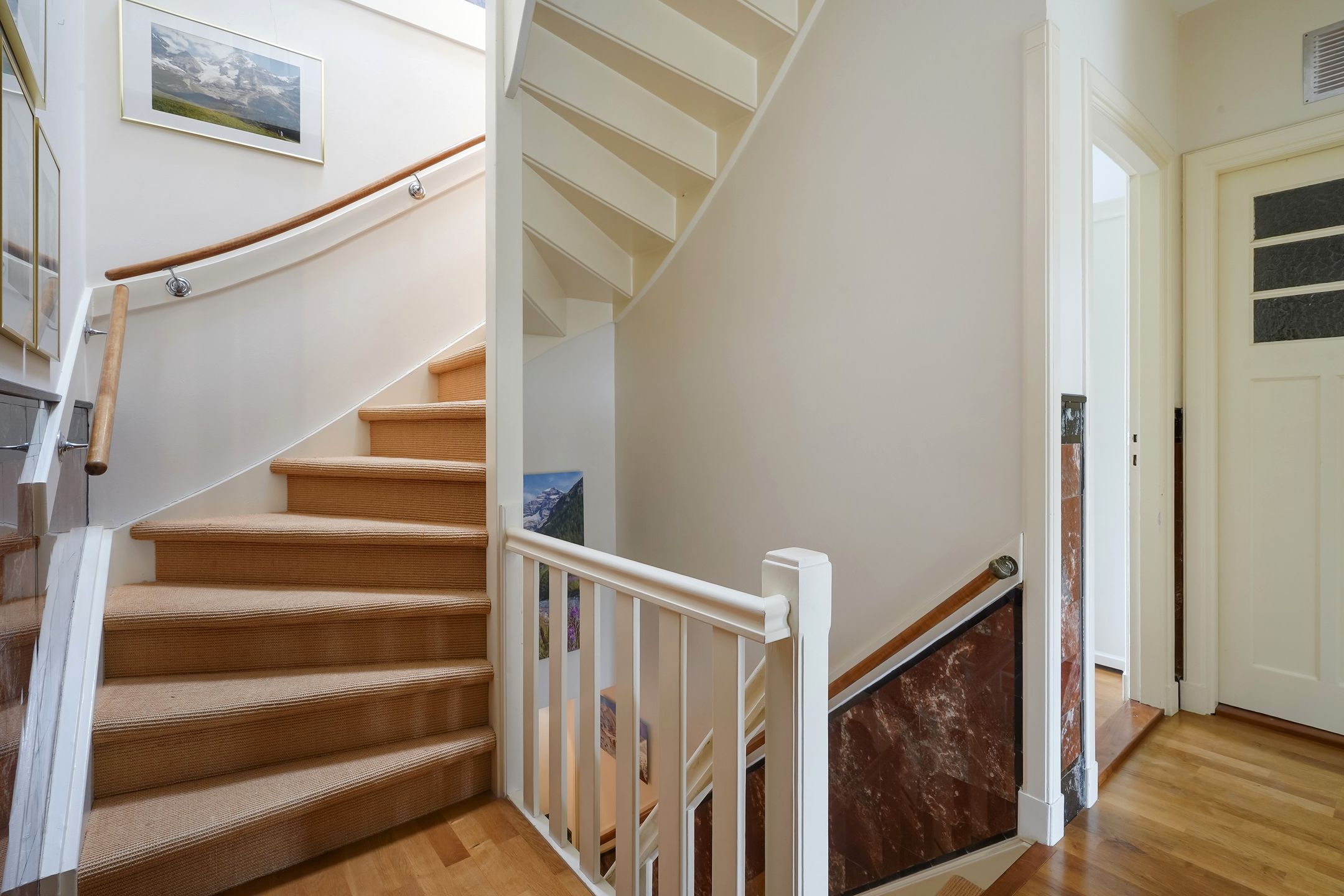 Foto 36 van Aronskelkweg 82