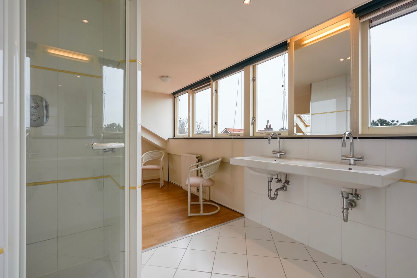 Foto 40 van Aronskelkweg 82