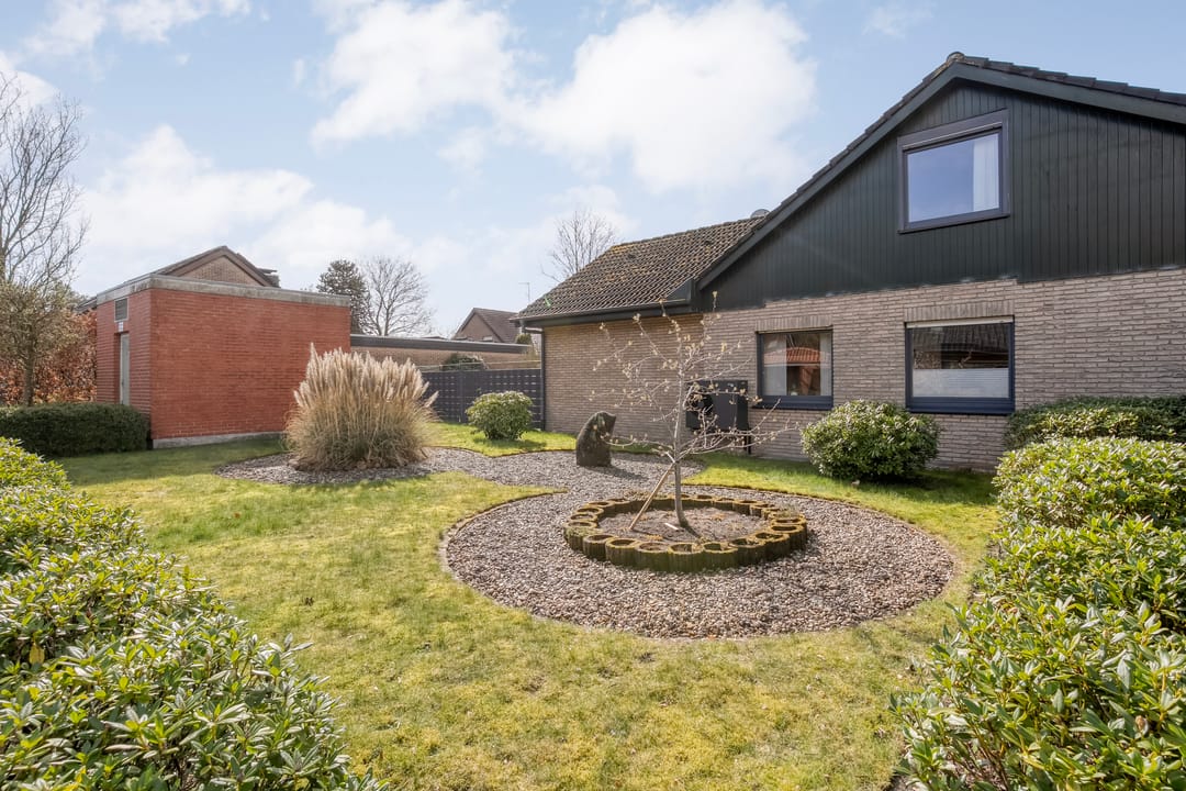 Energy-efficient semi-bungalow in quiet residential area near Dutch border — 31