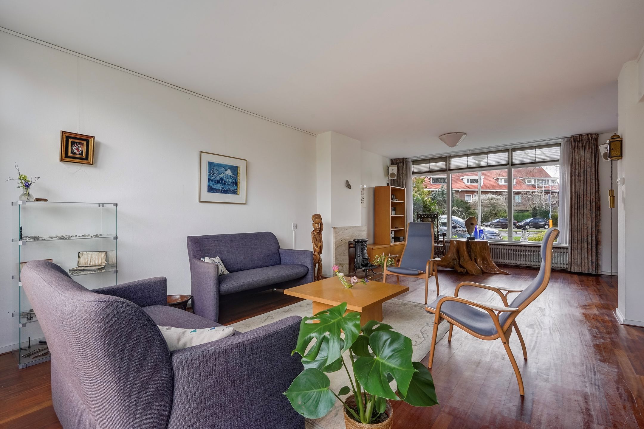 Spacious corner house with four bedrooms in Delft — 15