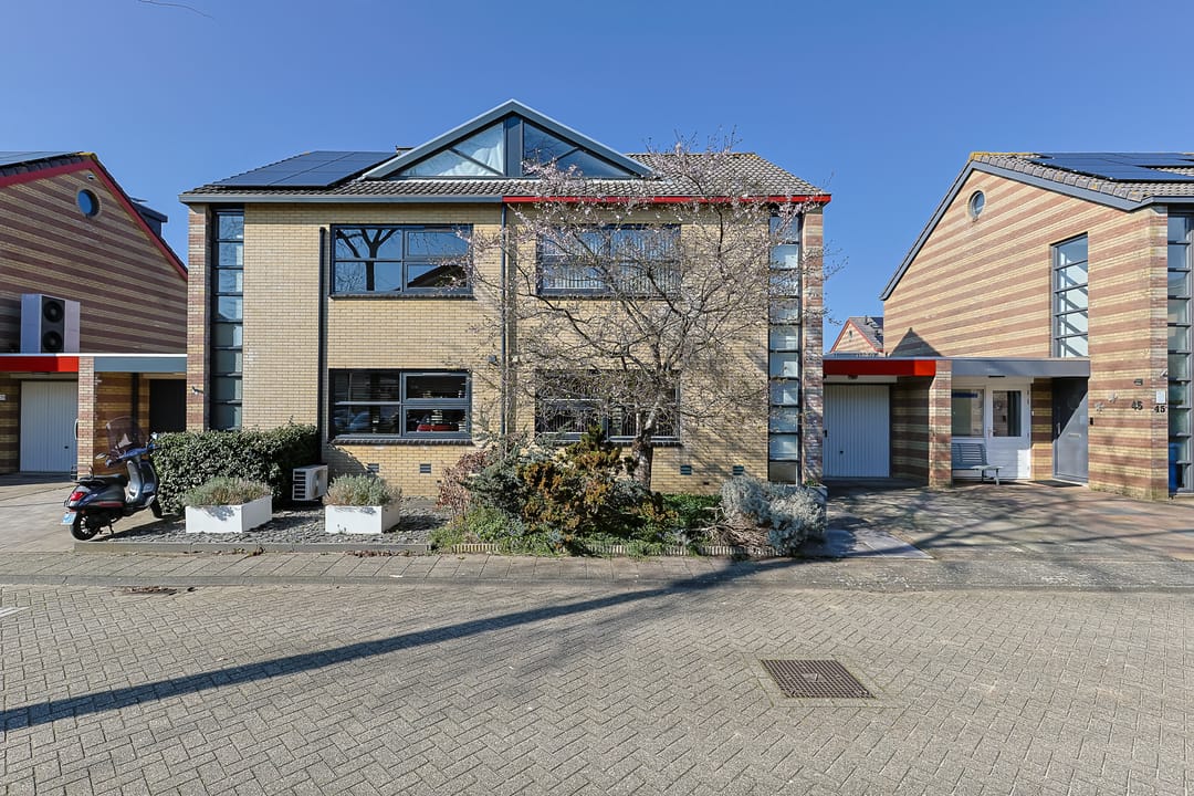 Photo 2 of Nepalstraat 43