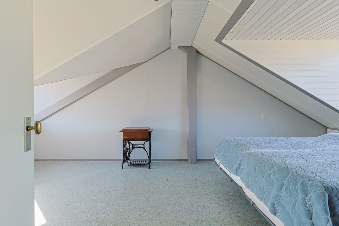 Photo 37 of Nepalstraat 43