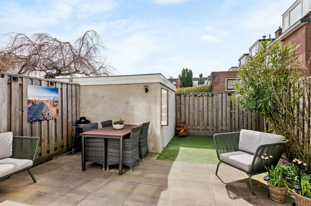 Surprisingly Spacious and Sustainable Family Home in Quiet Courtyard Setting — 13