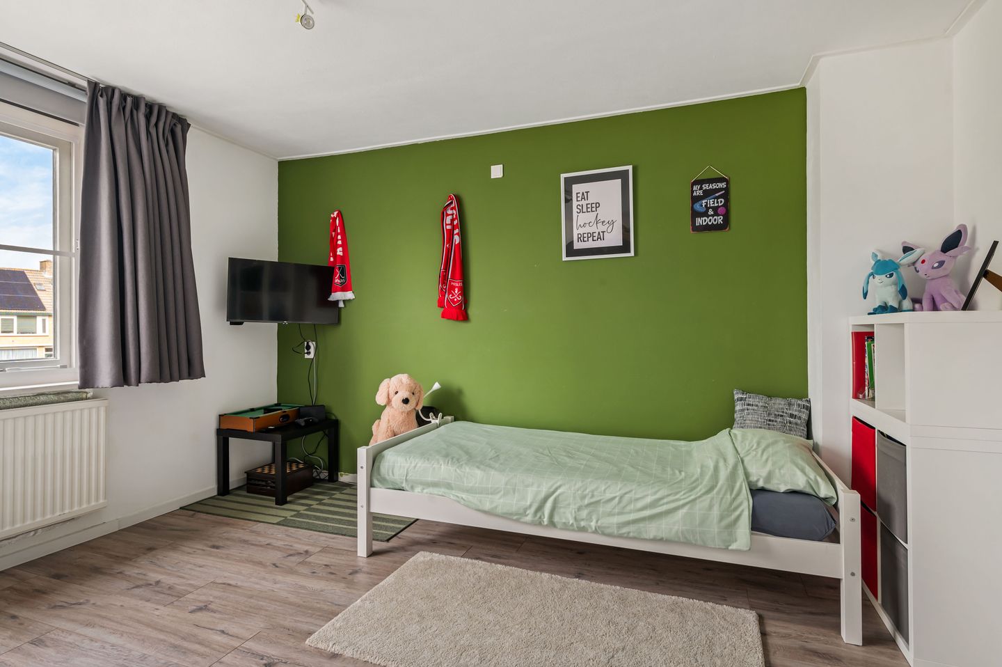 Surprisingly Spacious and Sustainable Family Home in Quiet Courtyard Setting — 20