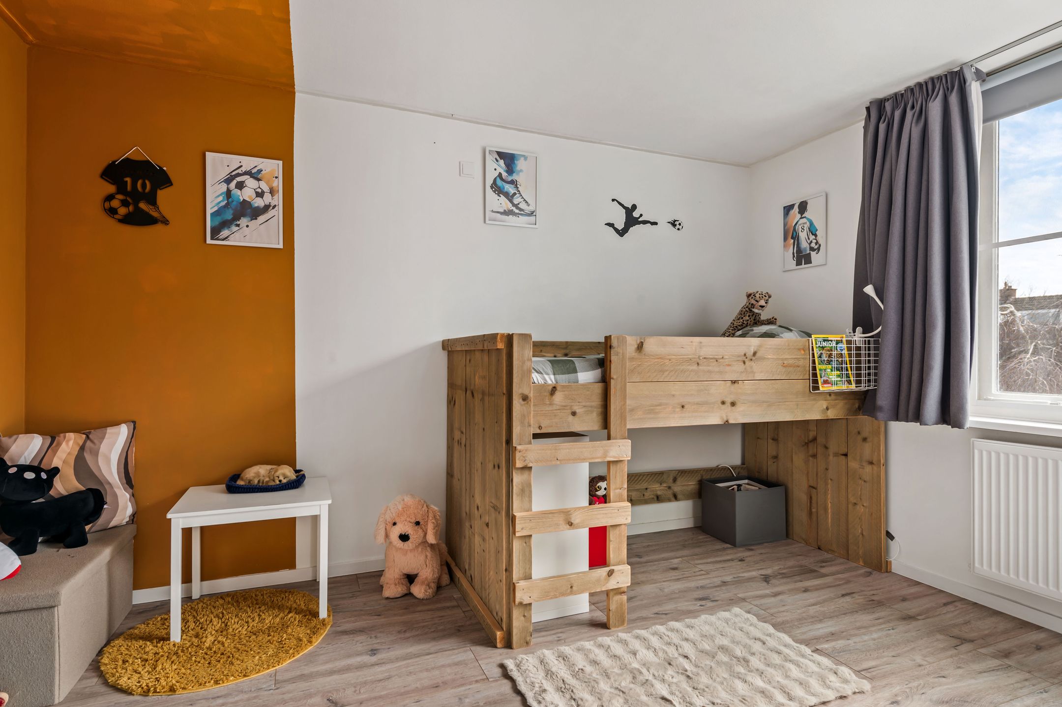 Surprisingly Spacious and Sustainable Family Home in Quiet Courtyard Setting — 18