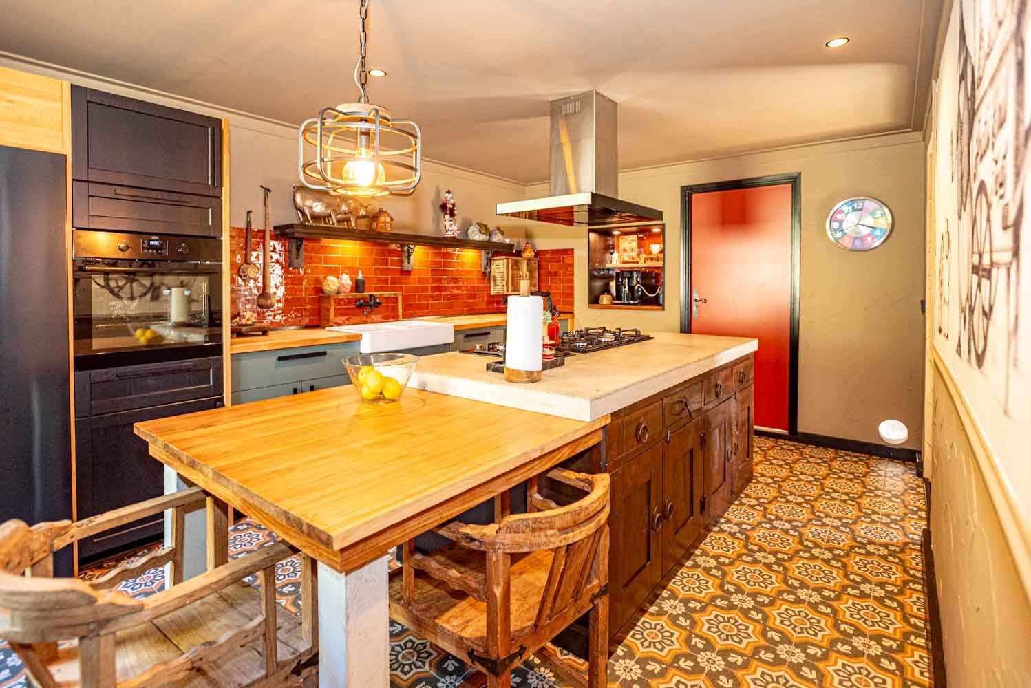 Spacious detached home with two independent apartments in rural South Limburg — 18