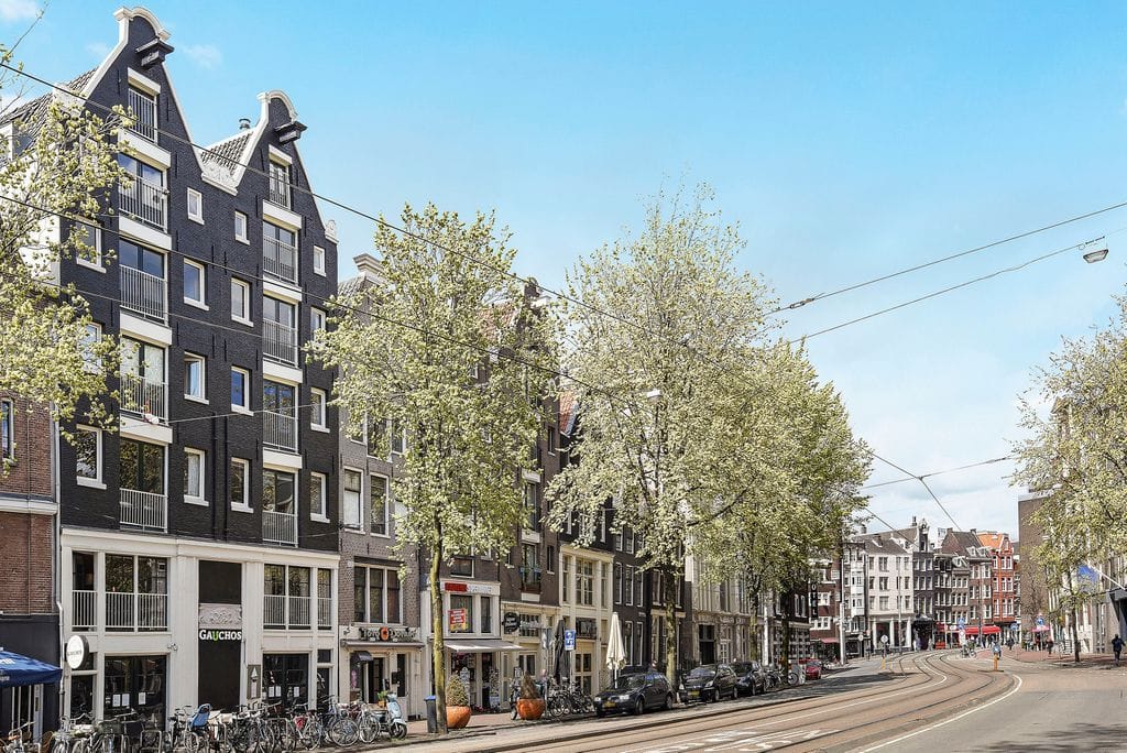 Photo 17 of Spuistraat 3-F16