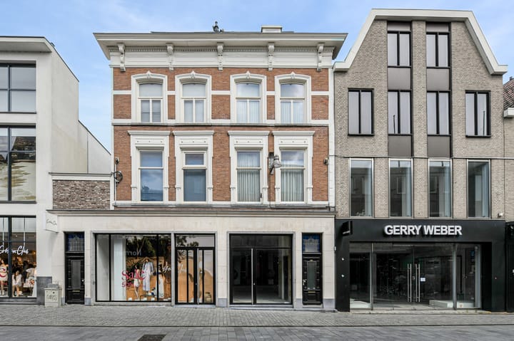 Ginnekenstraat 111, Breda