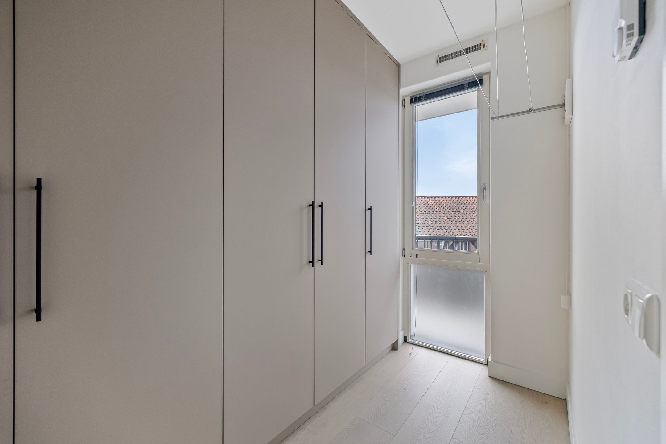 Stylish and move-in ready 3-room apartment in the heart of Woerden — 15