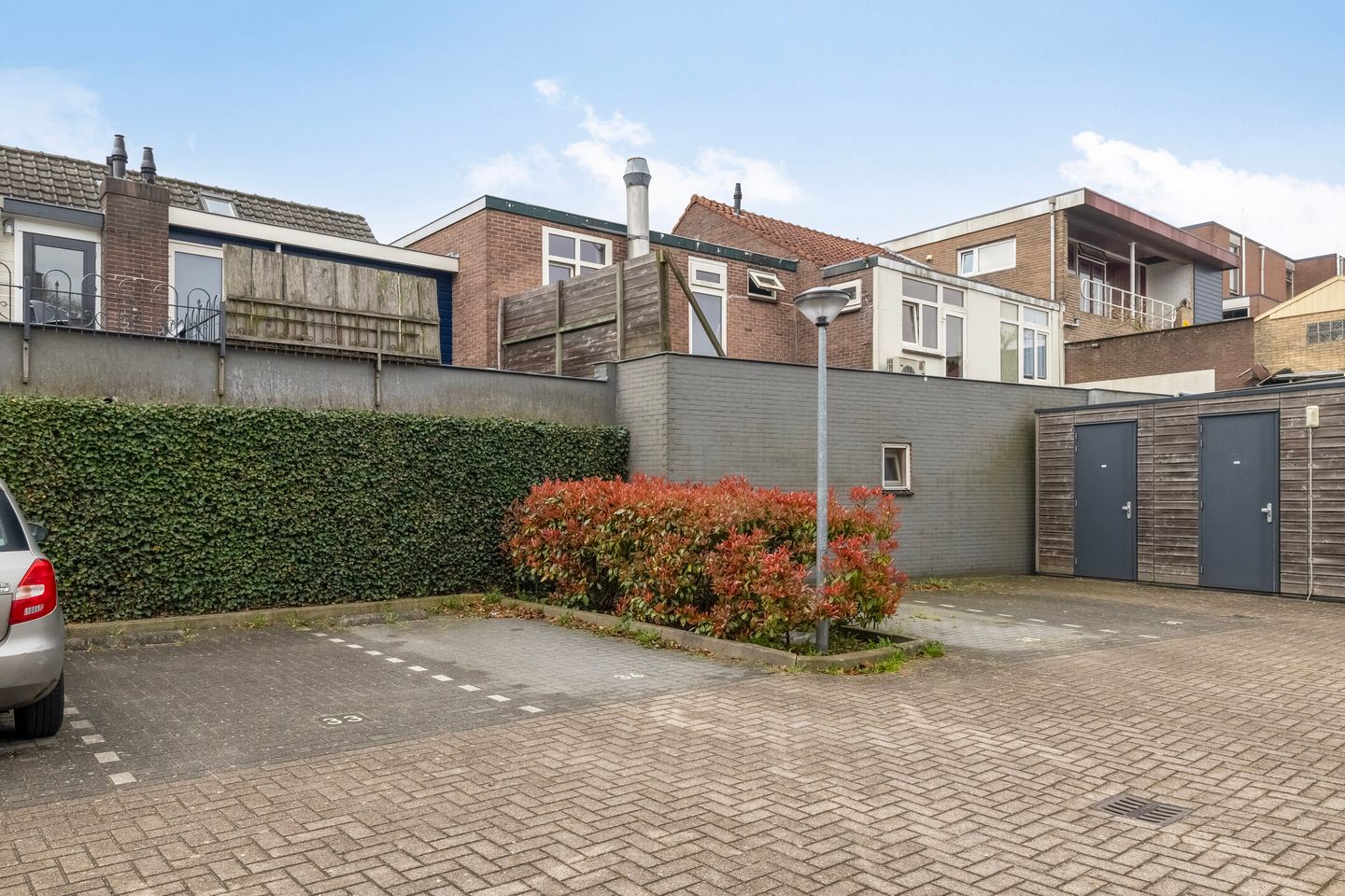 Stylish and move-in ready 3-room apartment in the heart of Woerden — 20