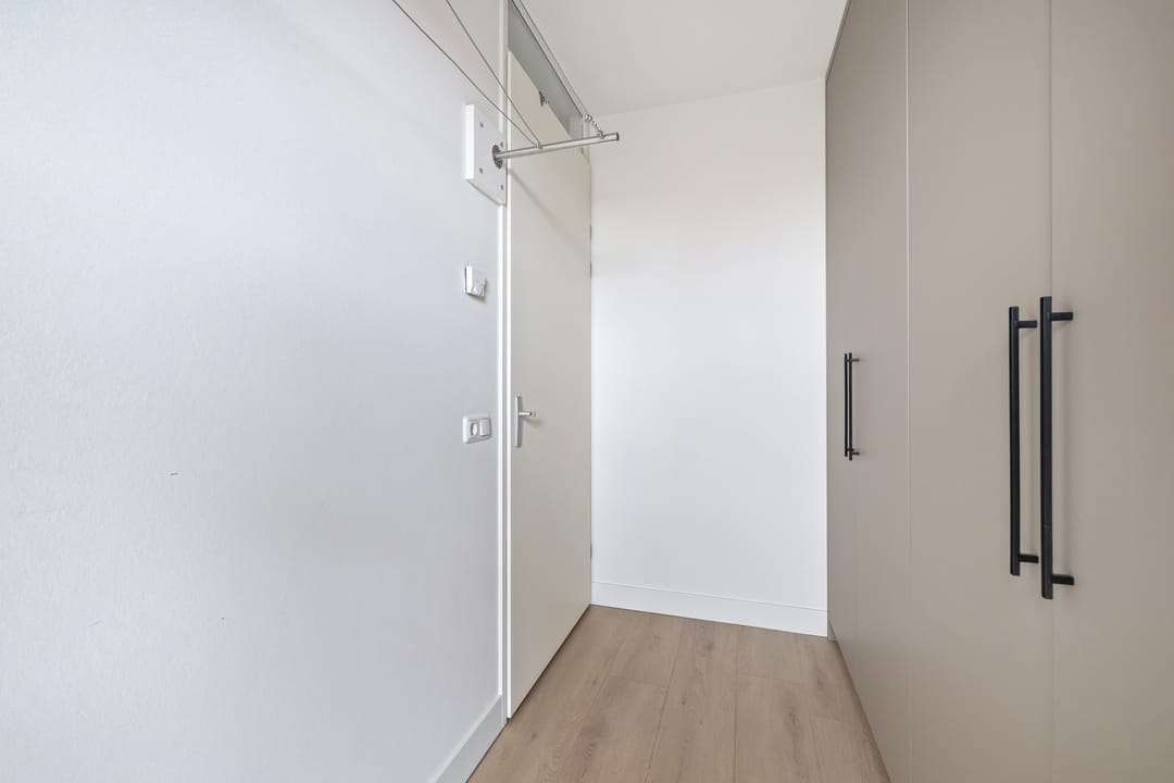 Stylish and move-in ready 3-room apartment in the heart of Woerden — 16