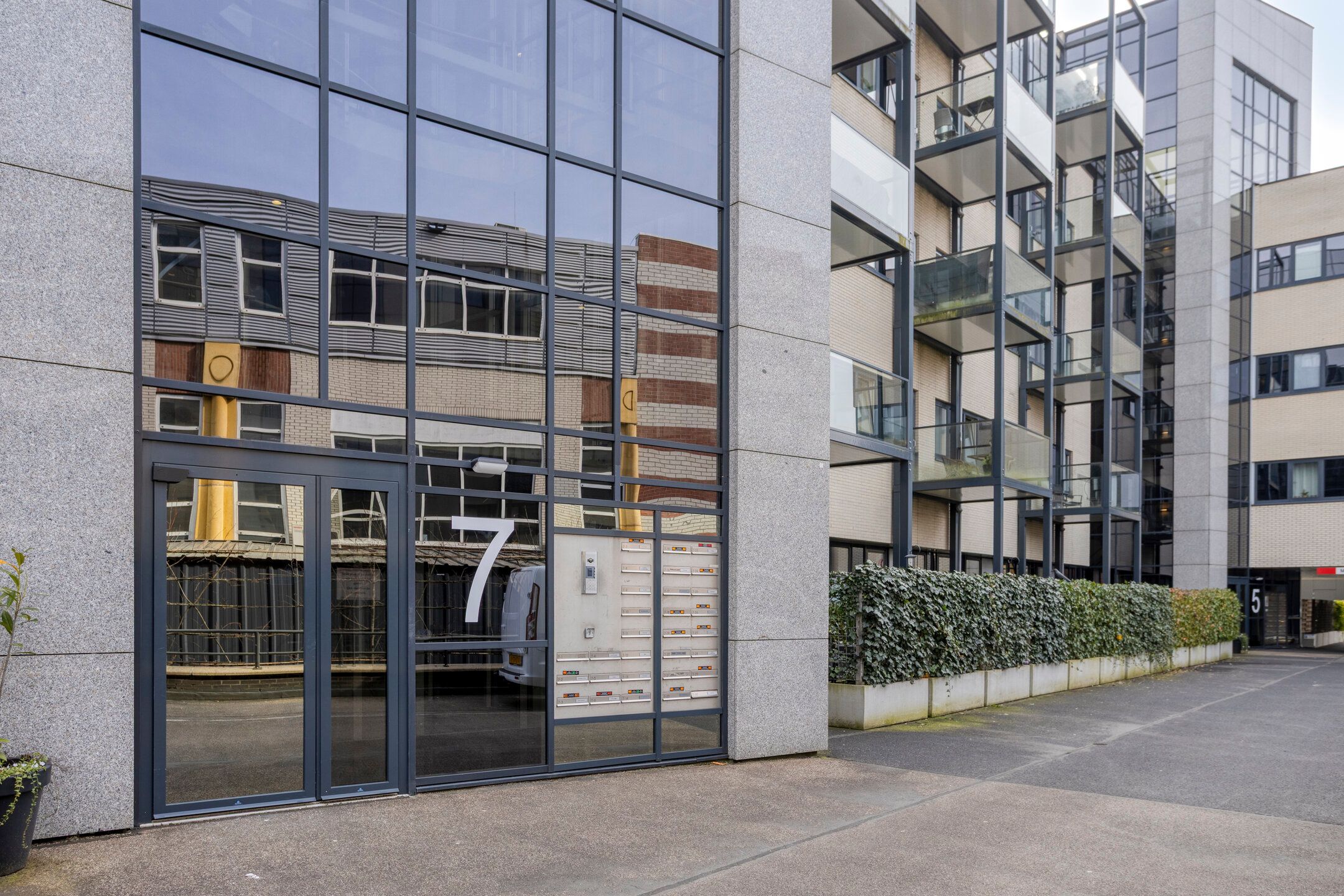 Foto 30 van Merweplein 7-11