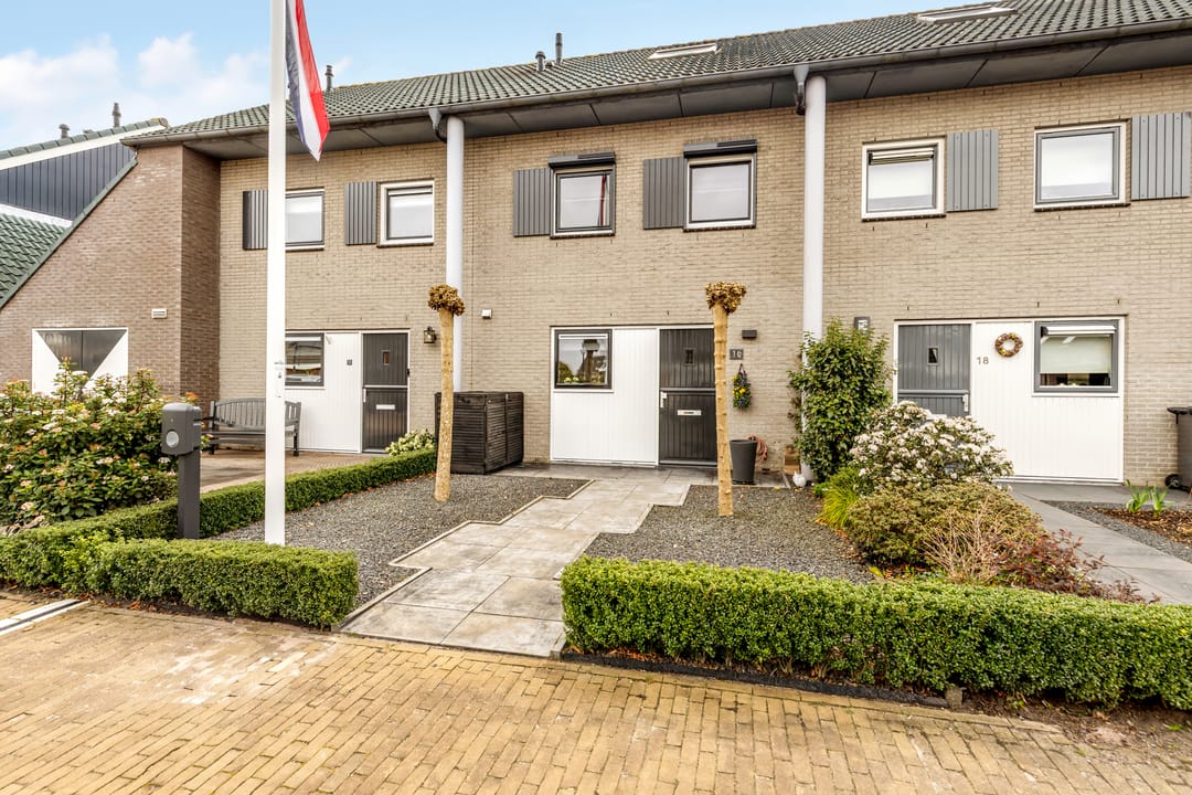 Foto 7 van Kamille 16