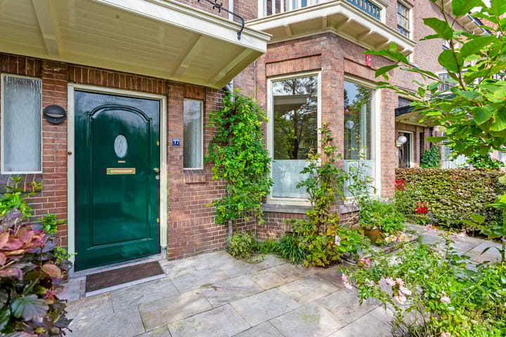 Photo 2 of Van der Duijnstraat 17