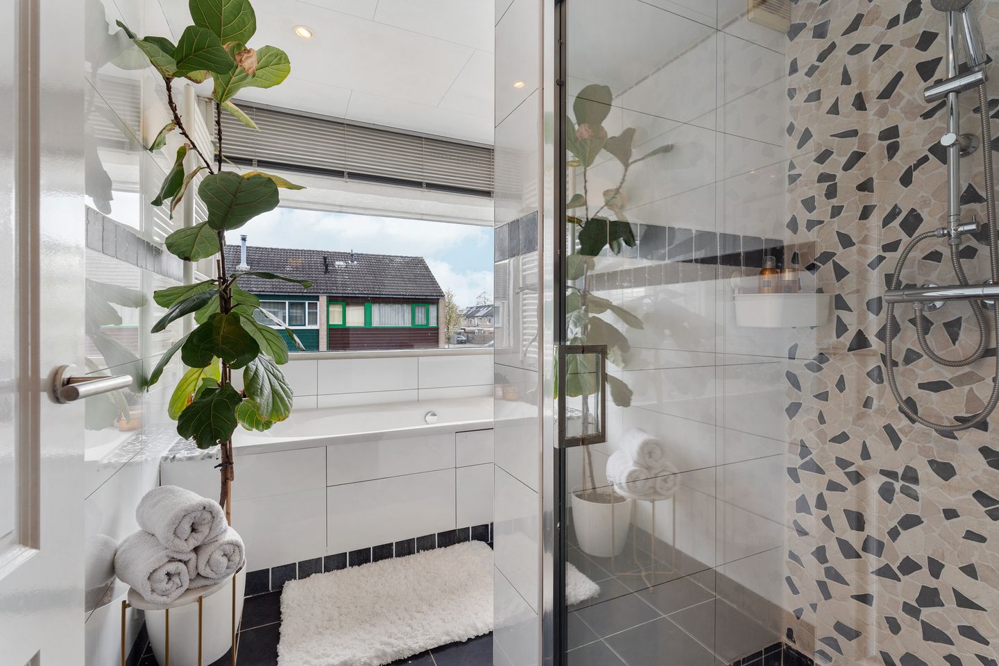 Foto 25 van Puccinistraat 32