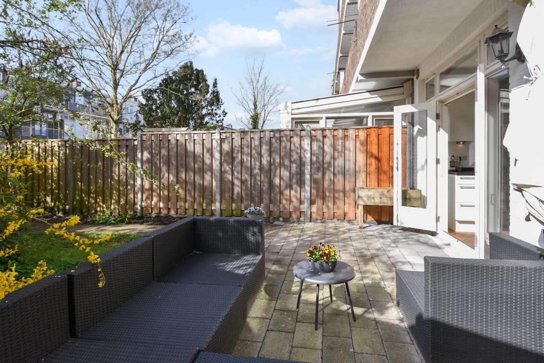 Photo 32 of van Gaesbekestraat 11